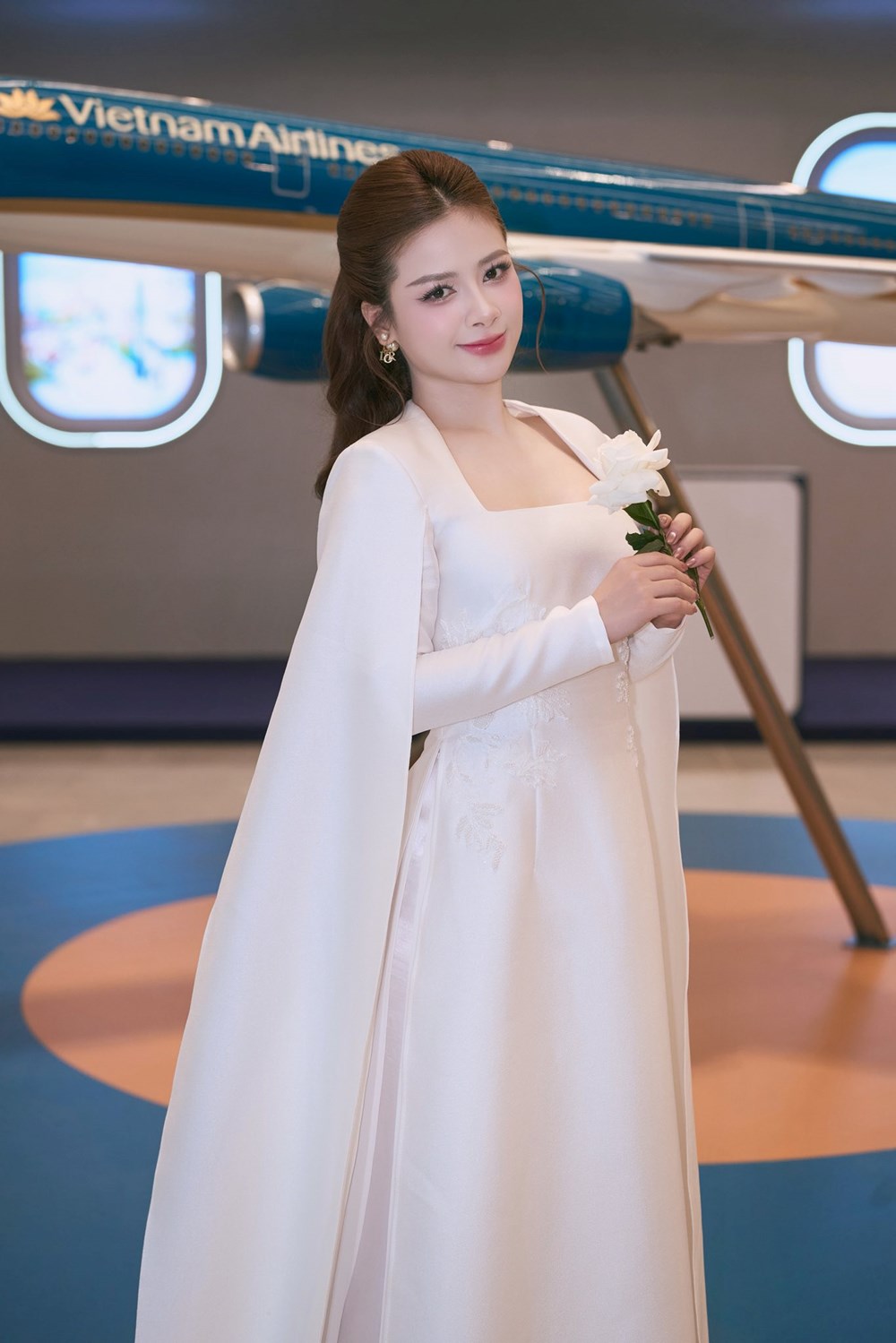 Giảng viên thanh nhạc đắt show nhất Việt Nam: Thủ khoa trường nghệ thuật, sự nghiệp lẫn nhan sắc đều lên hương - ảnh 3