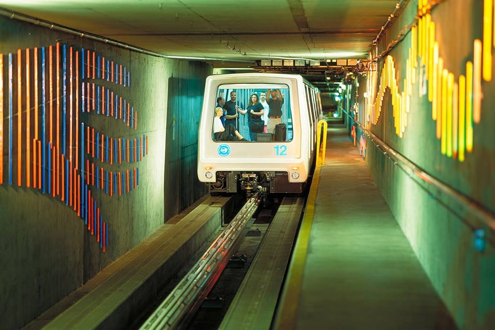 Sân bay Denver và những bí ẩn gây tò mò suốt ba thập kỷ - ảnh 3