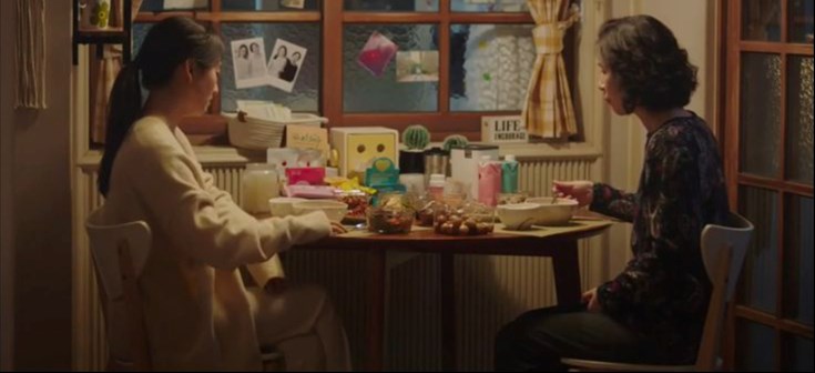 Phải nhìn thái độ ở 3 cảnh này mới rõ mẹ chồng thương con dâu thật hay giả - ảnh 1