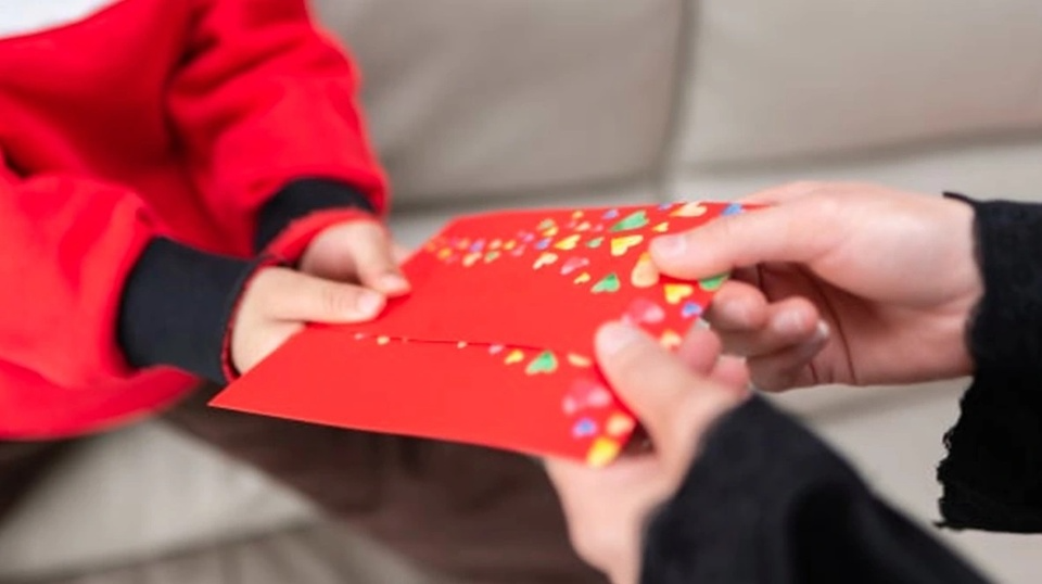 Chuẩn bị 5 triệu để lì xì, hết Tết âm 10 triệu - ảnh 1