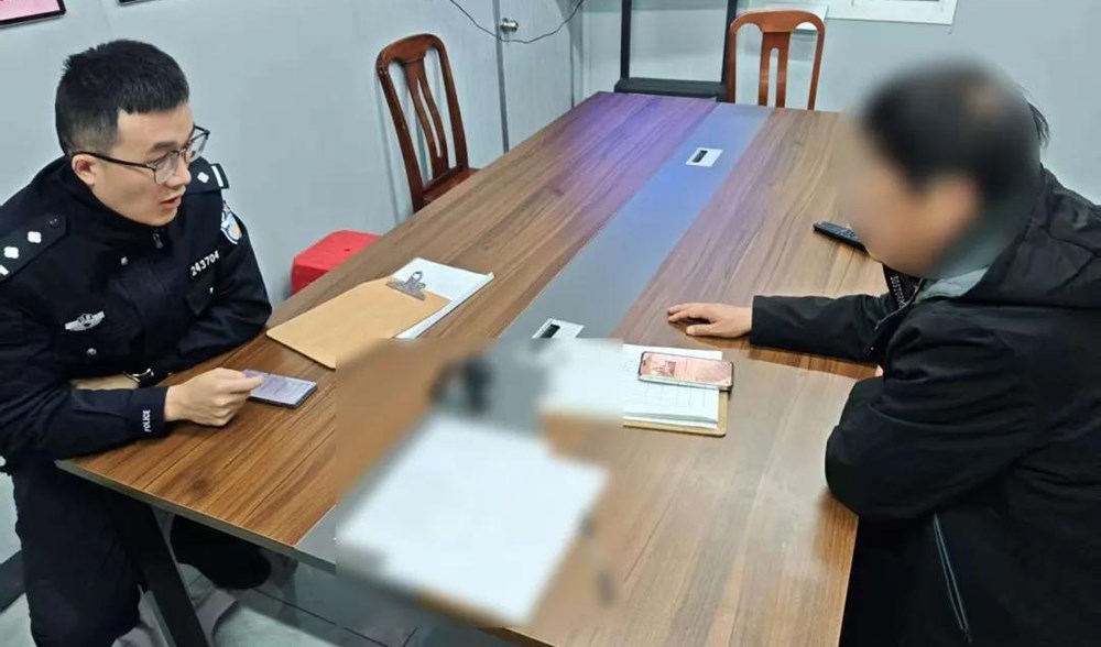 Phát hiện 1 người đàn ông mua 58,67 chỉ vàng cùng một lúc, nhân viên nói thẳng: “Chúng tôi không bán“ - ảnh 3