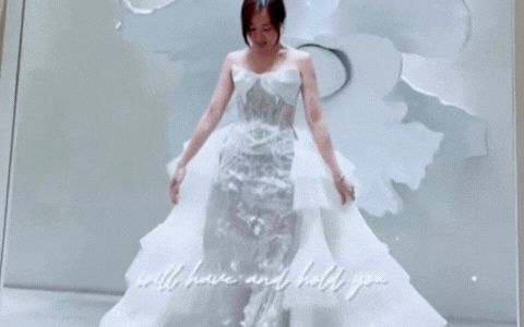 Lộ clip nữ ca sĩ Việt thử váy cưới, chuẩn bị kết hôn với chồng Việt kiều - ảnh 1