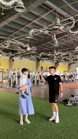 Tương tác của Đình Bắc và vợ Quang Hải sau bức ảnh tranh cãi - ảnh 3