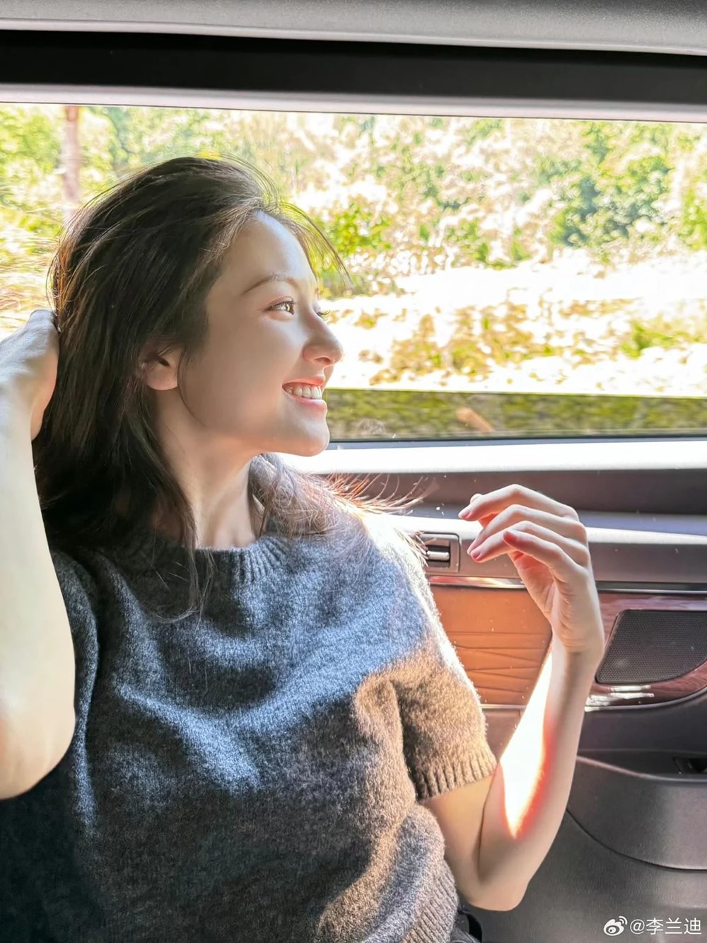 Hỏi mẹ: “Nếu cả đời này con độc thân thì sao?”, câu trả lời của người phụ nữ 65 tuổi khiến tôi bất ngờ - ảnh 1