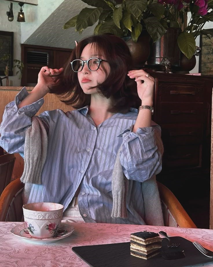 18 tuổi cứ nghĩ 30 tuổi phải có nhà, có xe, có gia đình: Giờ sắp 30 rồi, tôi nhận ra mình không phải người duy nhất chưa đạt được - ảnh 1