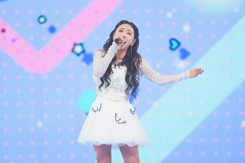 Ca sĩ số khổ nhất showbiz đổi đời: 16 năm thực tập chỉ hát hội chợ, nay nổi tiếng cả nước yêu mến - ảnh 3