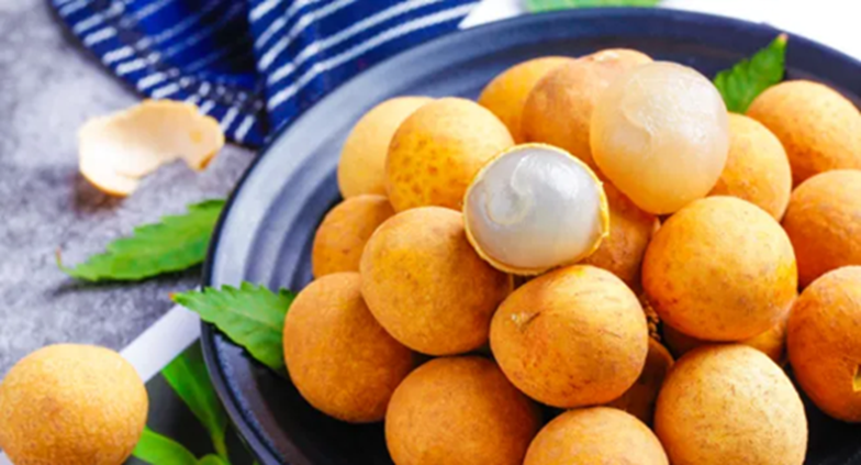 Loại quả Việt Nam bán đầy chợ, bổ hơn hoàng kỳ, tốt hơn táo đỏ, ăn vài quả mỗi ngày giúp làn da khỏe mạnh, thanh lọc lục phủ ngũ tạng - ảnh 1