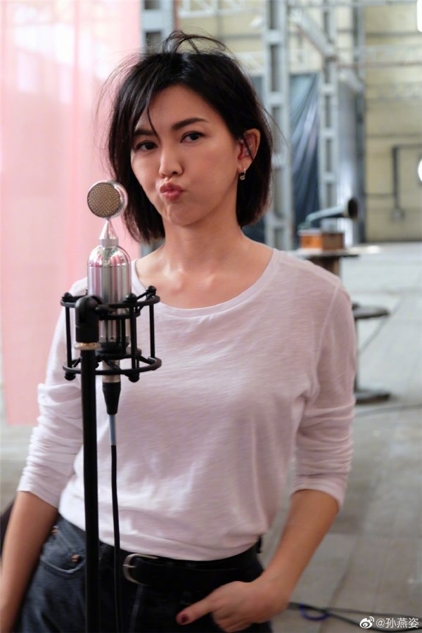 Showbiz có một nữ thần đại diện cả nước hát 4 ca khúc Olympic lịch sử, 18 tuổi được Học viện Hoàng gia trao thưởng - ảnh 3