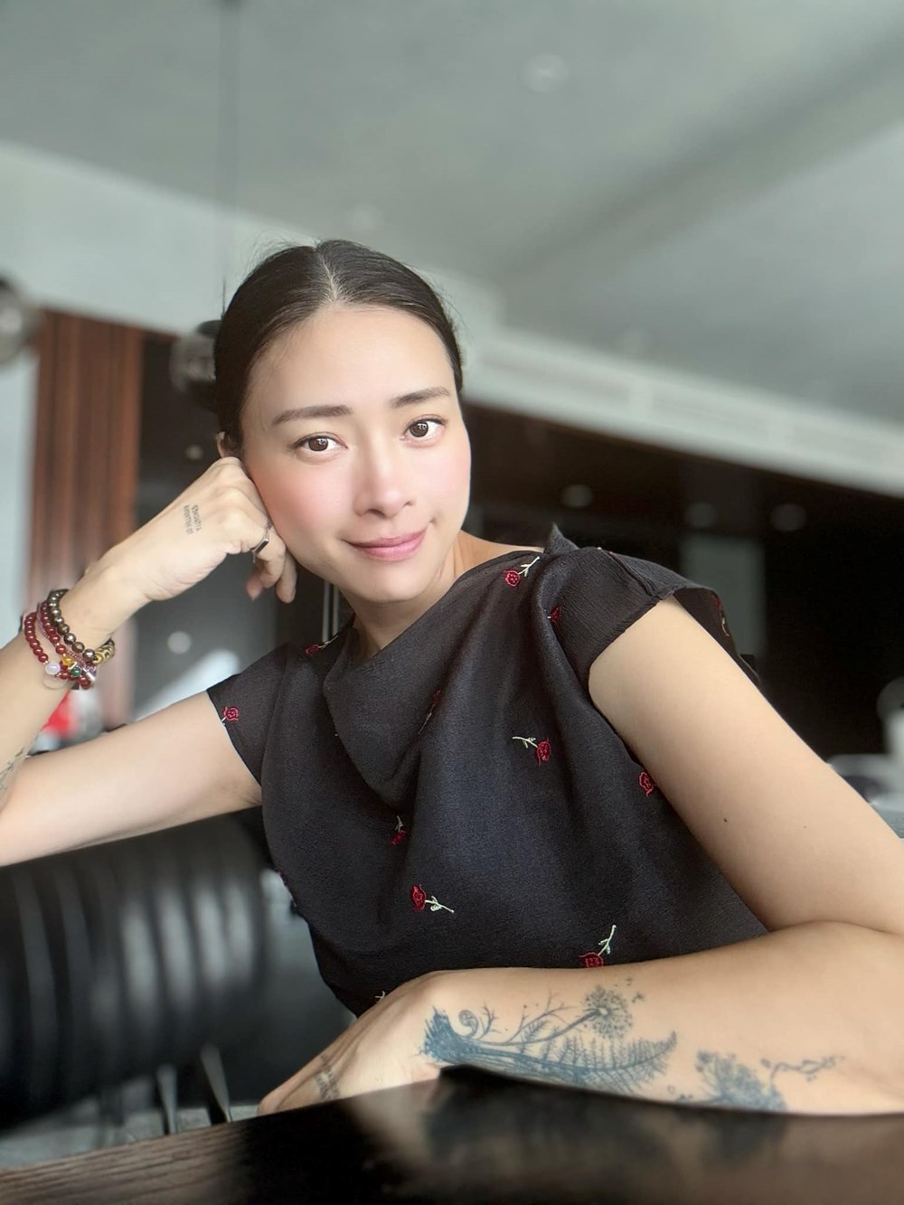 Ngô Thanh Vân chăm con nhỏ nhan sắc vẫn đỉnh cao: Có “bí mật” chống già của phụ nữ sau sinh  - ảnh 5