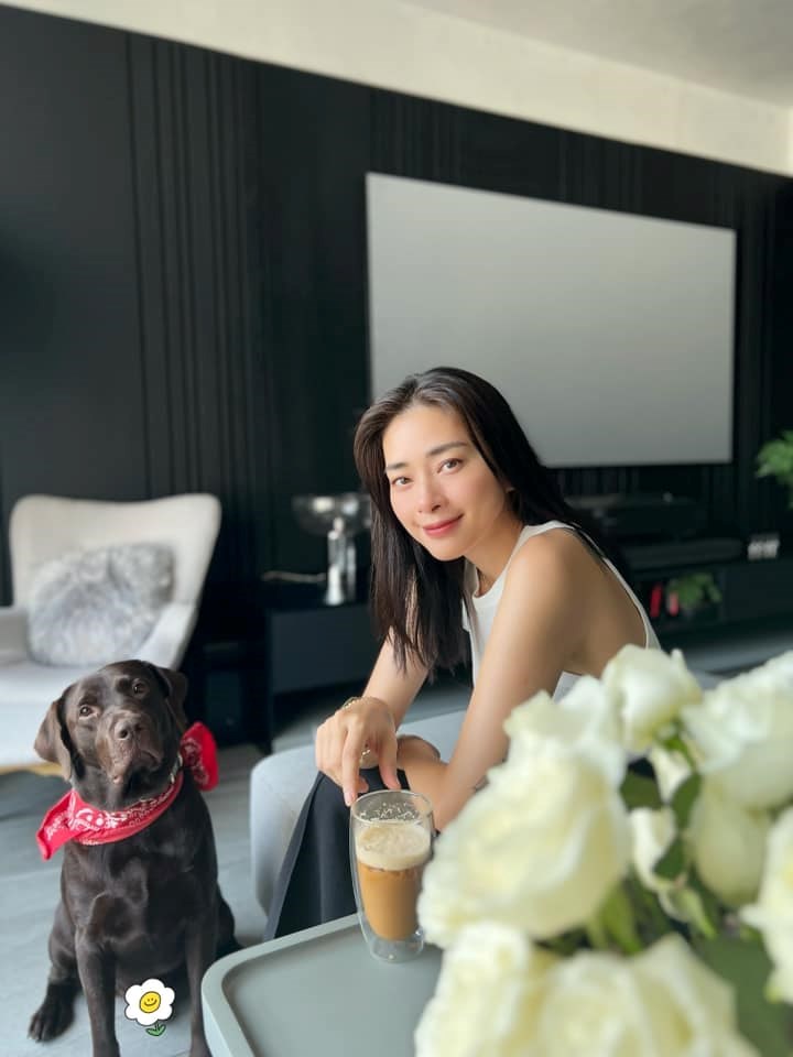 Ngô Thanh Vân chăm con nhỏ nhan sắc vẫn đỉnh cao: Có “bí mật” chống già của phụ nữ sau sinh  - ảnh 7