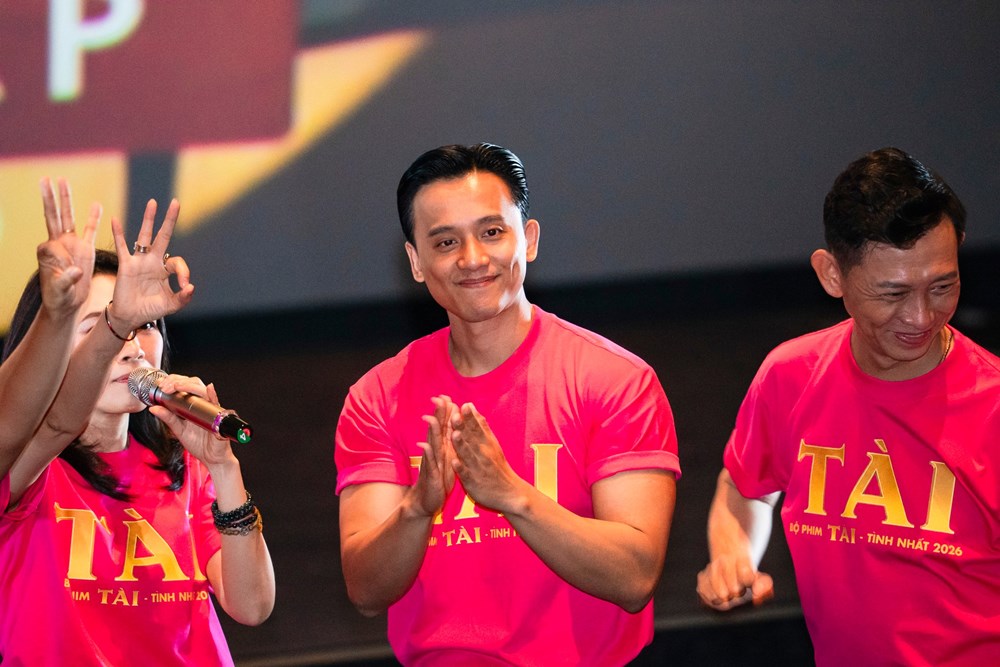 Mỹ Tâm hội ngộ bé gái 7 tuổi gây sốt tại A80, Mai Tài Phến bị réo tên vì một lý do - ảnh 3