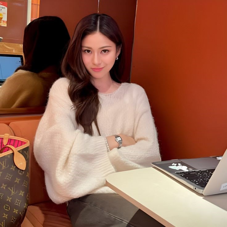 Đi làm mà thái độ thế này: Đừng hỏi vì sao đồng nghiệp chán, sếp chê còn bản thân thì không thăng tiến nổi - ảnh 2