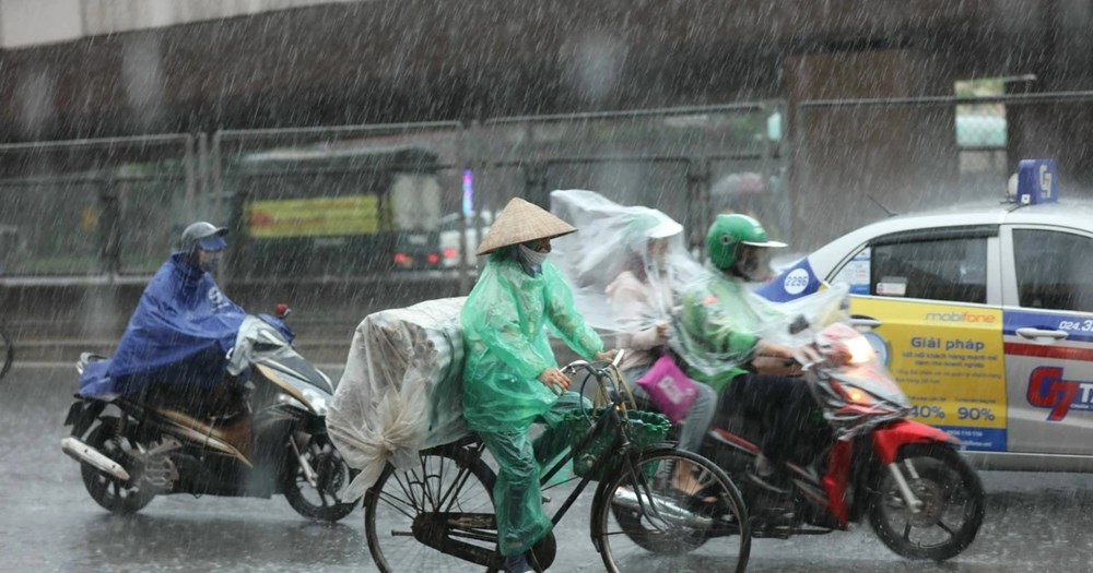 Chiều tối nay miền Bắc có thể mưa đá, dông lốc: Những khu vực nào chịu ảnh hưởng? - ảnh 1