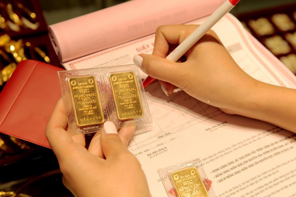 Có 500 triệu, nên gửi tiết kiệm hay mua vàng? - ảnh 2