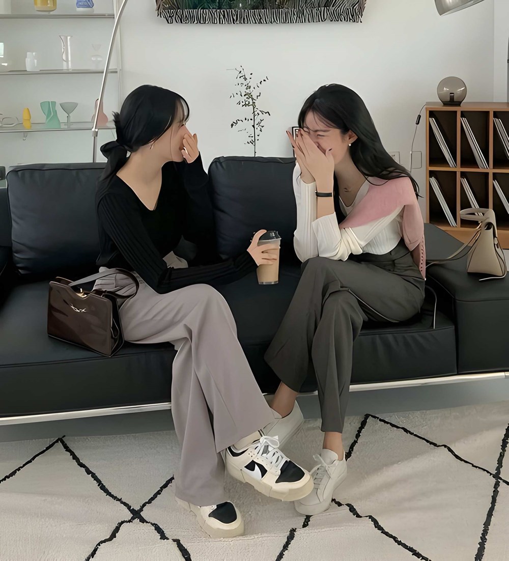 5 thói quen khiến người khác có thiện cảm với bạn ngay từ lần đầu gặp - ảnh 1