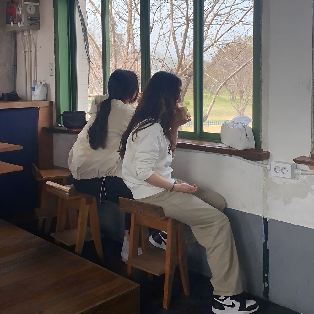 Người càng hay khoe điều này càng dễ thiếu tự tin bên trong - ảnh 1