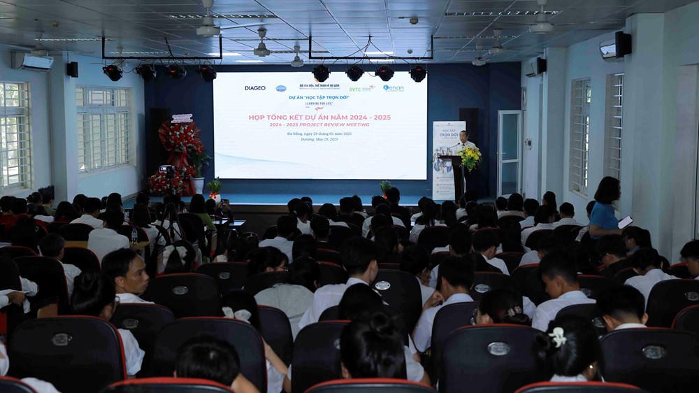 Trang bị kỹ năng thực tiễn cho hàng trăm sinh viên ngành du lịch qua dự án “Học tập trọn đời” - ảnh 1