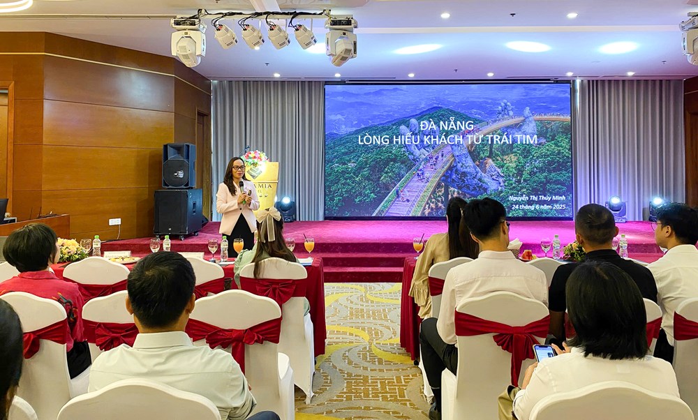 Nâng tầm phong thái chuyên nghiệp - Chìa khóa phát triển bền vững cho du lịch Đà Nẵng - ảnh 1