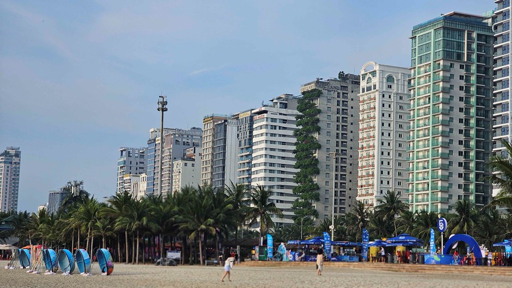 Đà Nẵng yêu cầu các cơ sở lưu trú công khai thông tin, nâng cao chất lượng phục vụ du khách - ảnh 1