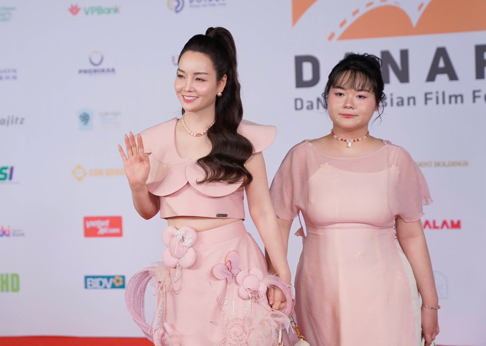 Dàn sao châu Á đổ bộ thảm đỏ DANAFF III tại Đà Nẵng - ảnh 7