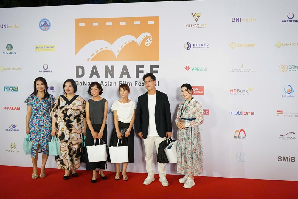Dàn sao châu Á đổ bộ thảm đỏ DANAFF III tại Đà Nẵng - ảnh 12