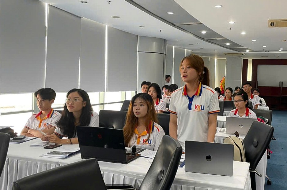 Đà Nẵng tập huấn nghiệp vụ cho sinh viên CNTT trước khi hỗ trợ tại UBND phường, xã - ảnh 3