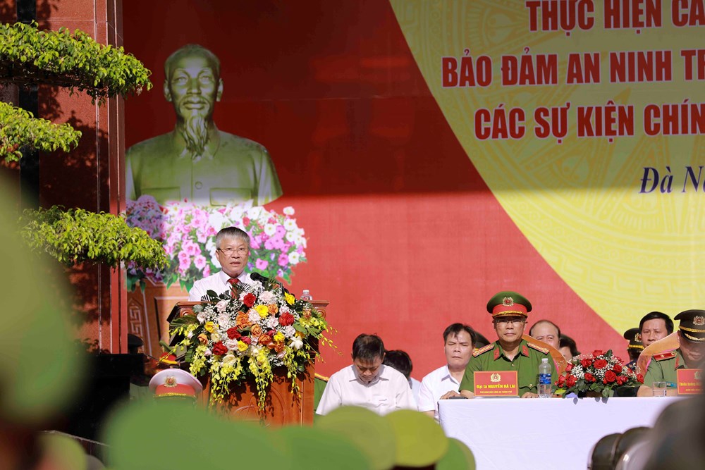 Đà Nẵng ra quân cao điểm trấn áp tội phạm, bảo vệ an ninh dịp lễ lớn - ảnh 4