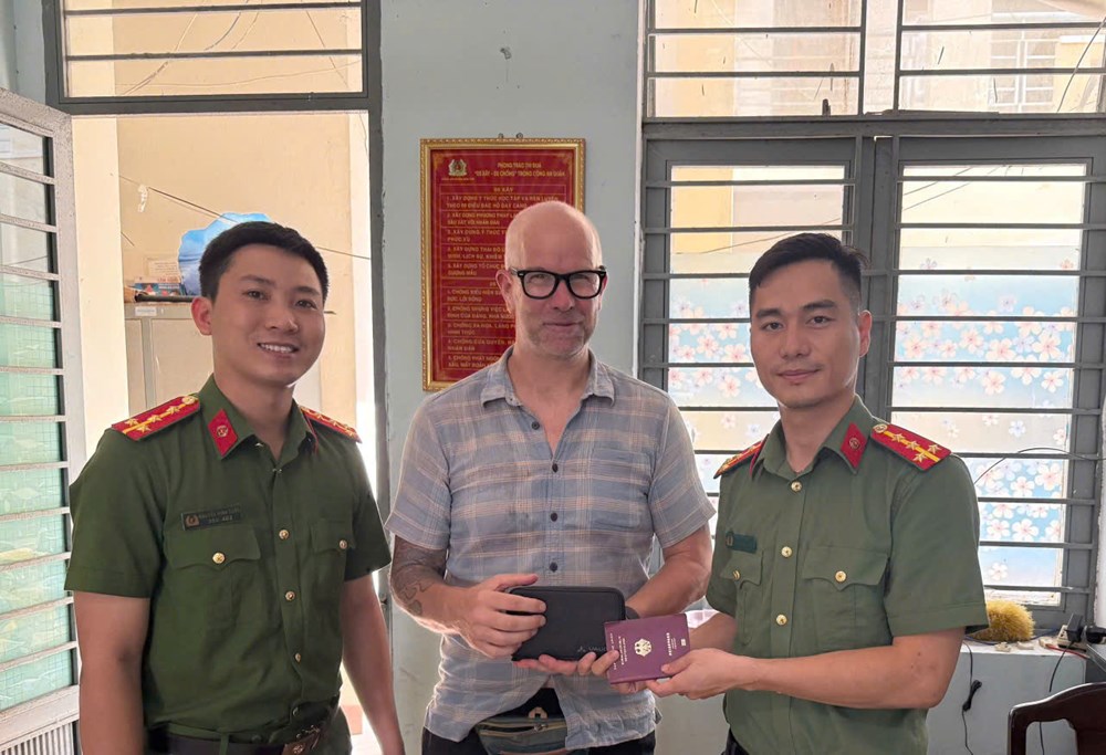Kịp thời hỗ trợ du khách trong và ngoài nước tìm lại tài sản bị thất lạc - ảnh 1