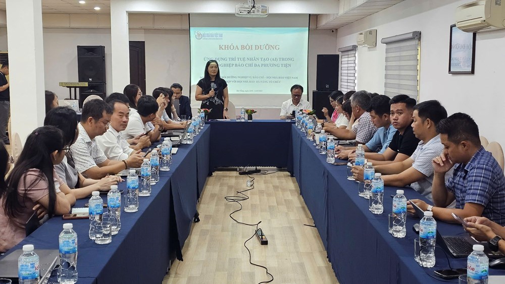 Tập huấn ứng dụng AI trong tác nghiệp báo chí đa phương tiện - ảnh 1