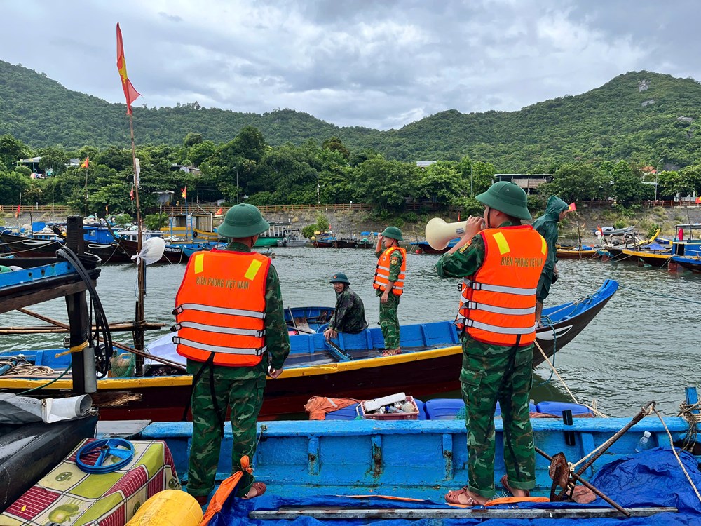 Đà Nẵng khẩn cấp ứng phó bão số 5, cấm biển từ 24.8 - ảnh 2