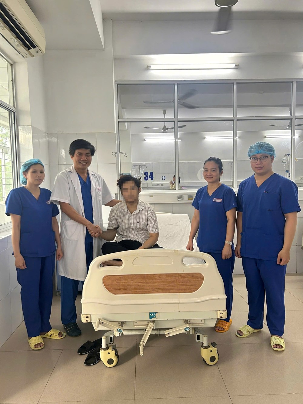 Cứu sống bệnh nhân bị ngừng tim do điện giật - ảnh 2