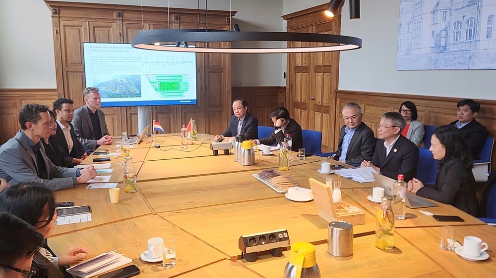 Đà Nẵng thu hút đầu tư lĩnh vực đô thị thông minh, hàng không và cảng biển tại Hà Lan - ảnh 2