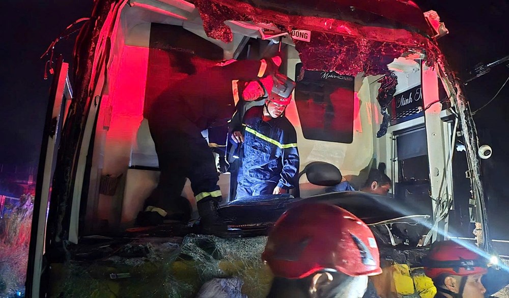 Tai nạn trên cao tốc Đà Nẵng - Quảng Ngãi, 5 người bị thương - ảnh 1