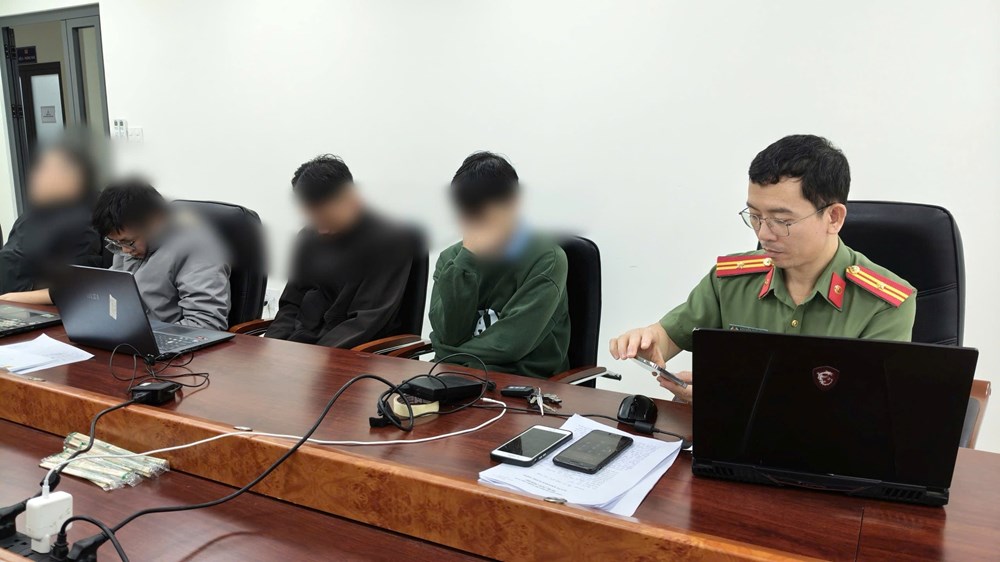 Triệt phá đường dây lừa đảo tiền mã hóa, chiếm đoạt hàng chục tỉ đồng - ảnh 3