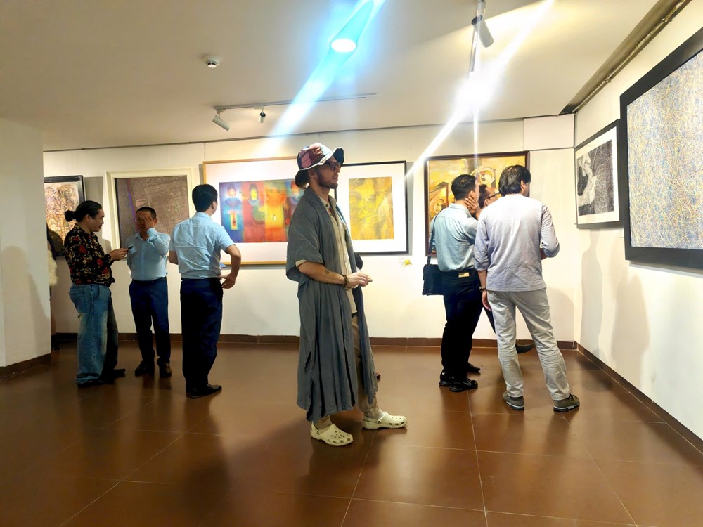 Trưng bày 55 tác phẩm tiêu biểu tại Triển lãm “Mỹ thuật Đà Nẵng 2025” - ảnh 3