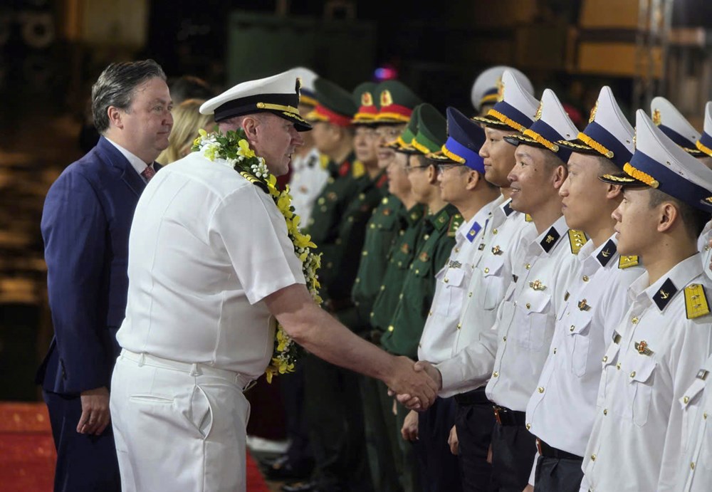 Đoàn tàu Hải quân Hoa Kỳ thăm Đà Nẵng - ảnh 1