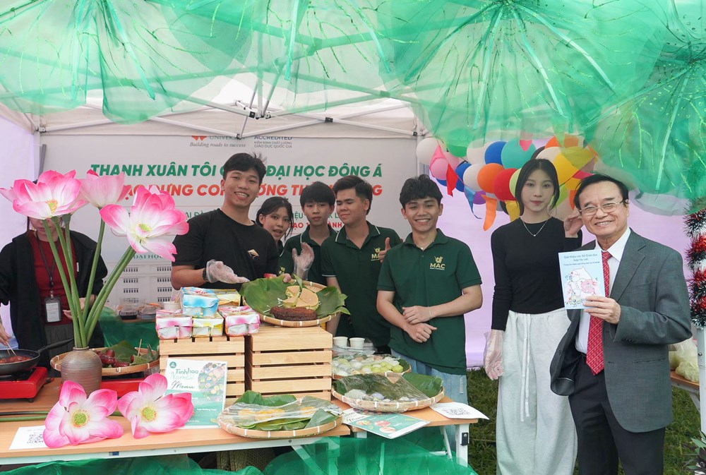 Sôi nổi trải nghiệm văn hoá Hàn Quốc dành cho học sinh, sinh viên Đà Nẵng - ảnh 2