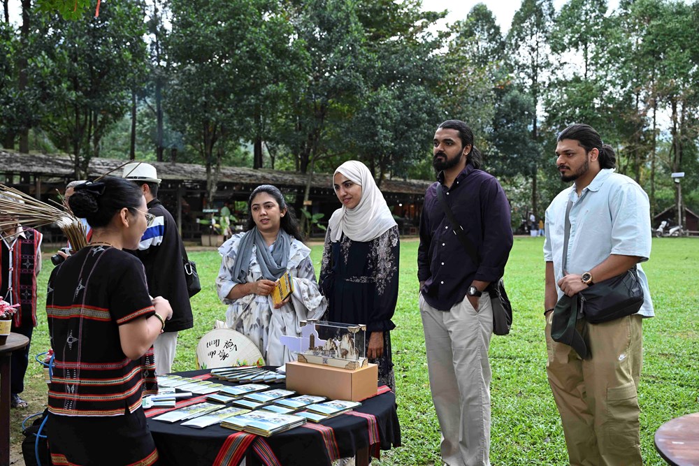 Chung tay trồng rừng bản địa gắn với du lịch sinh thái tại Đà Nẵng - ảnh 4