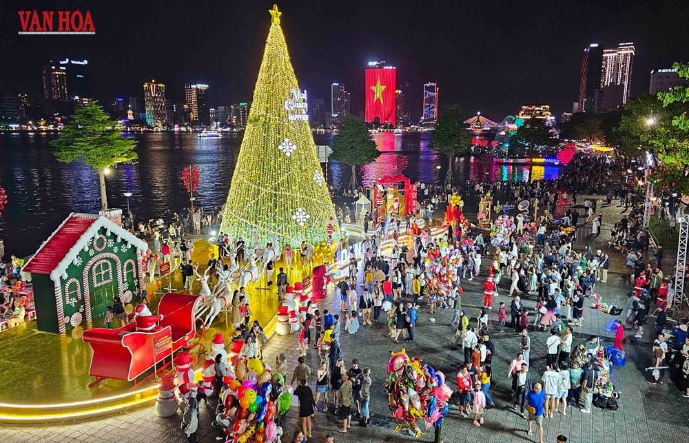 Đà Nẵng lung linh sắc màu Giáng sinh 2025 - ảnh 1