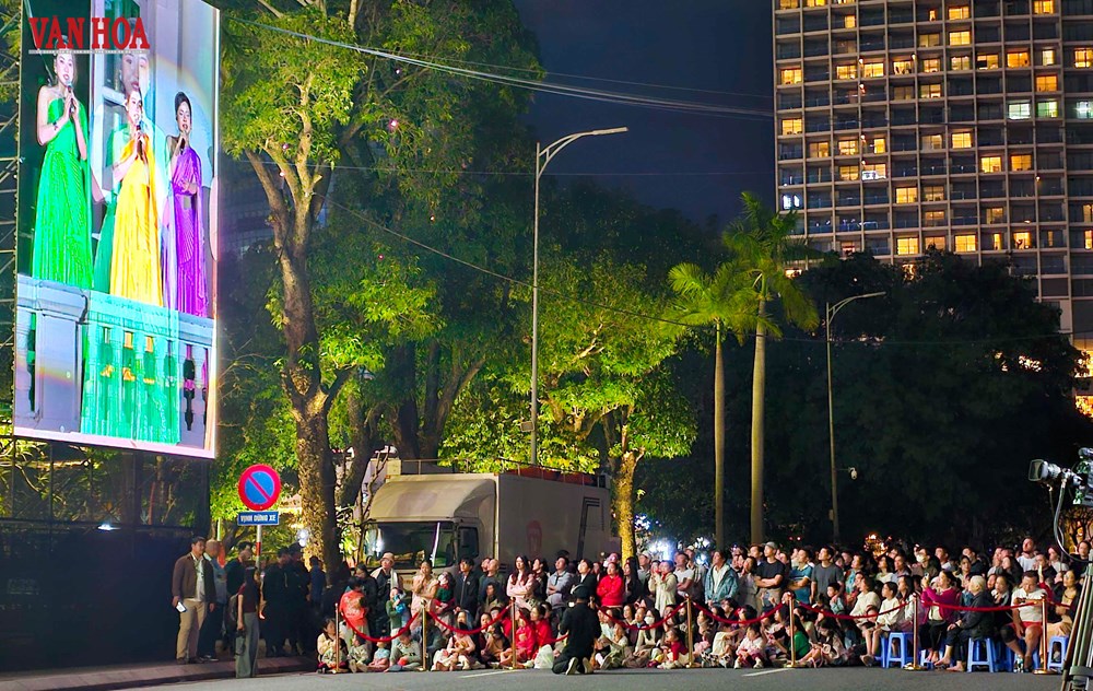 Da Nang Concert số 2 “Dòng chảy bất tận” gây ấn tượng trong đêm đầu năm mới - ảnh 11