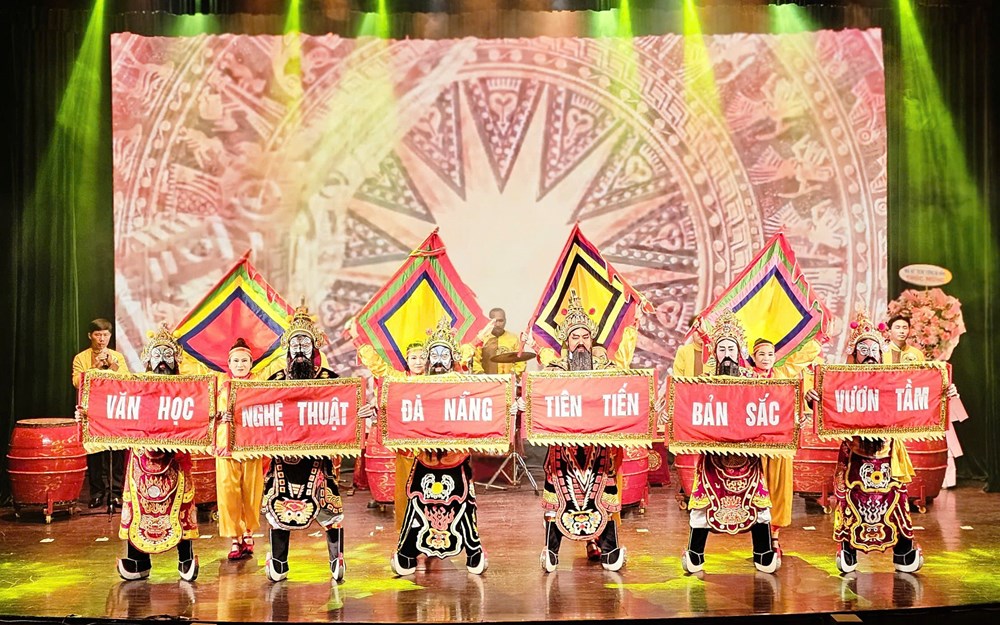 Đà Nẵng trao Giải thưởng Văn học - Nghệ thuật giai đoạn 2021 - 2025 - ảnh 4