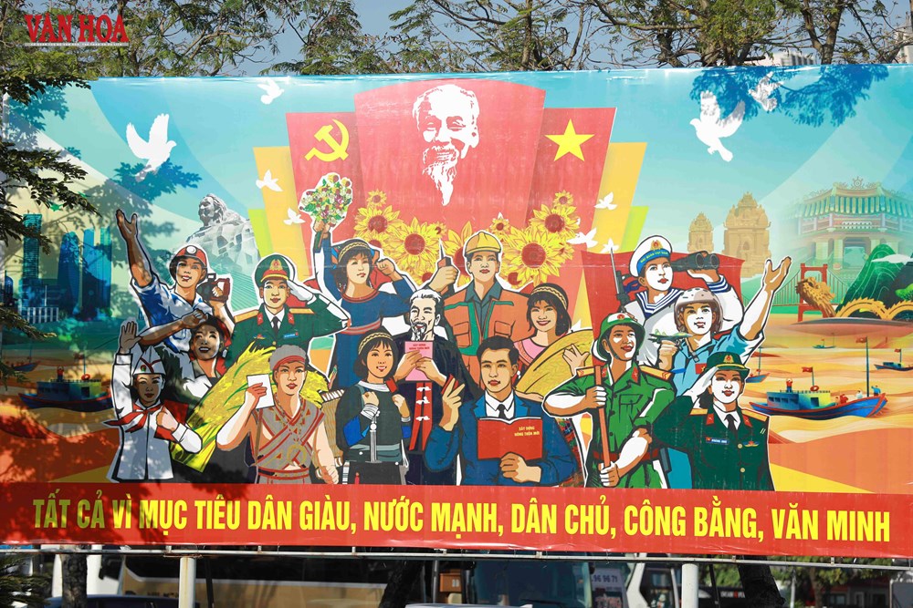 Phố phường Đà Nẵng rực rỡ cờ hoa chào mừng Đại hội XIV của Đảng - ảnh 6
