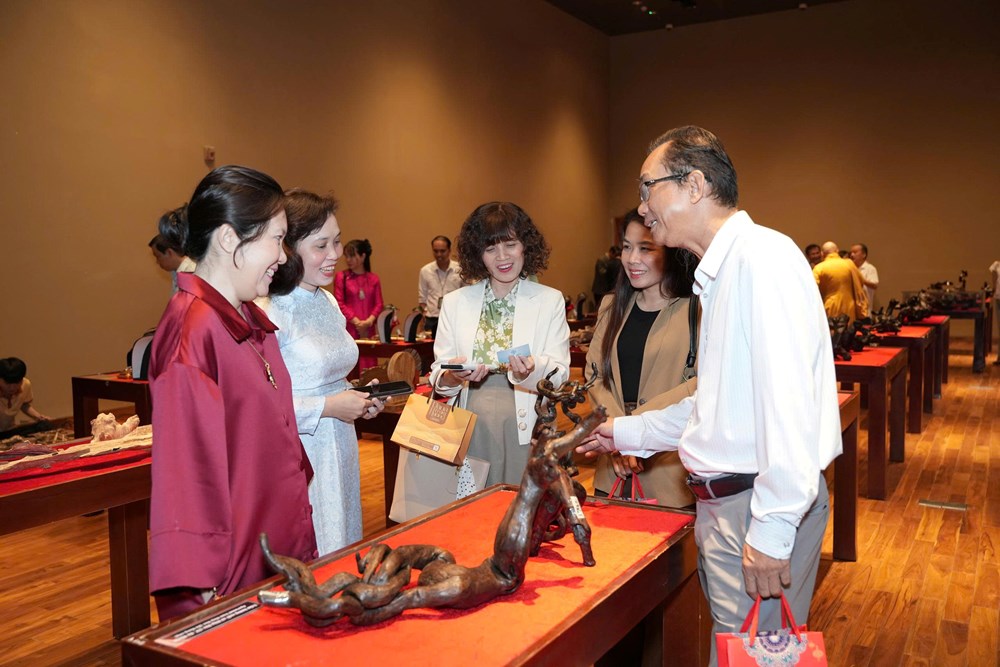 Khai mạc triển lãm “Trầm hương xứ Quảng - Hương thơm từ đại ngàn”  - ảnh 2