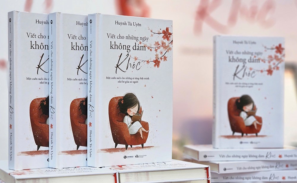 “Viết cho những ngày không dám khóc”: Lời thủ thỉ dịu dàng của người trẻ xa xứ - ảnh 2