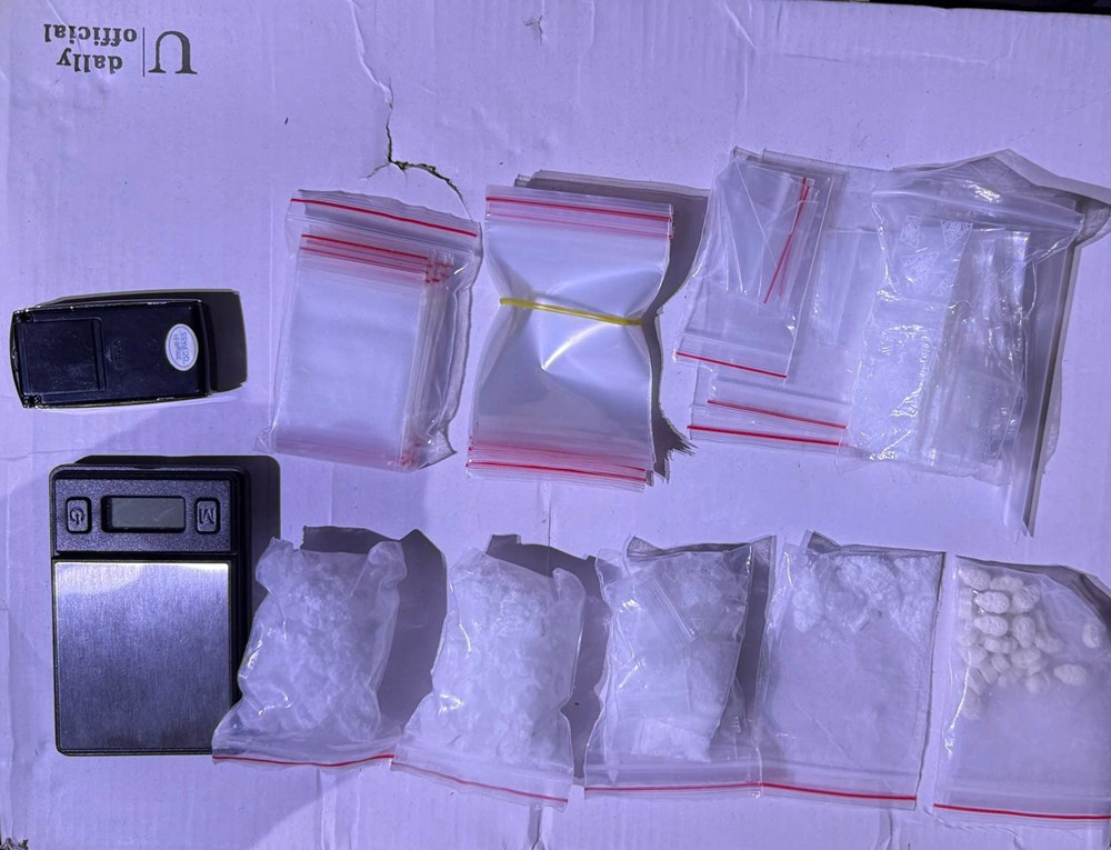 Phá chuyên án ma túy, bắt đối tượng thủ súng để “phòng thân” - ảnh 2