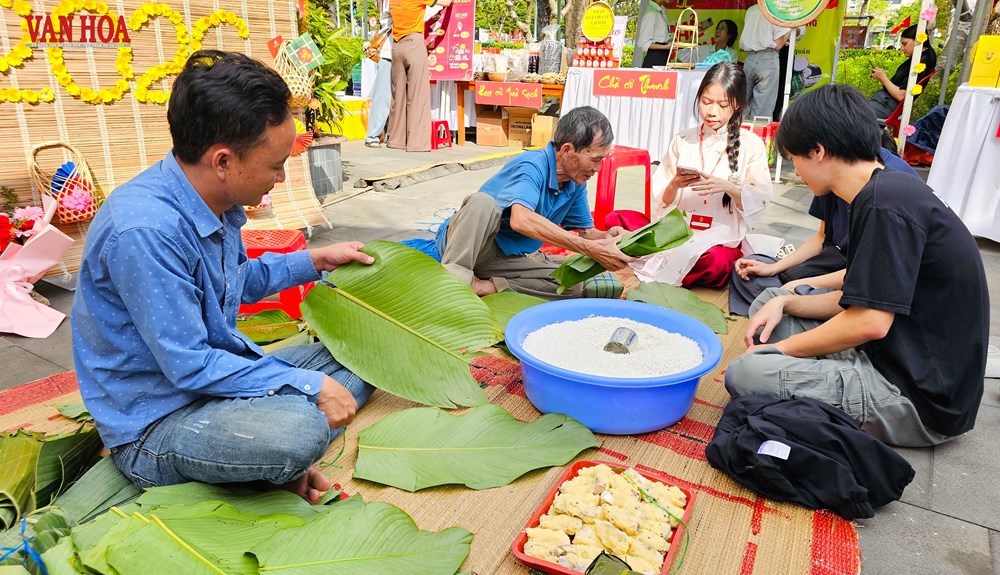 Tái hiện không gian chợ Tết xưa ở Đà Nẵng - ảnh 9