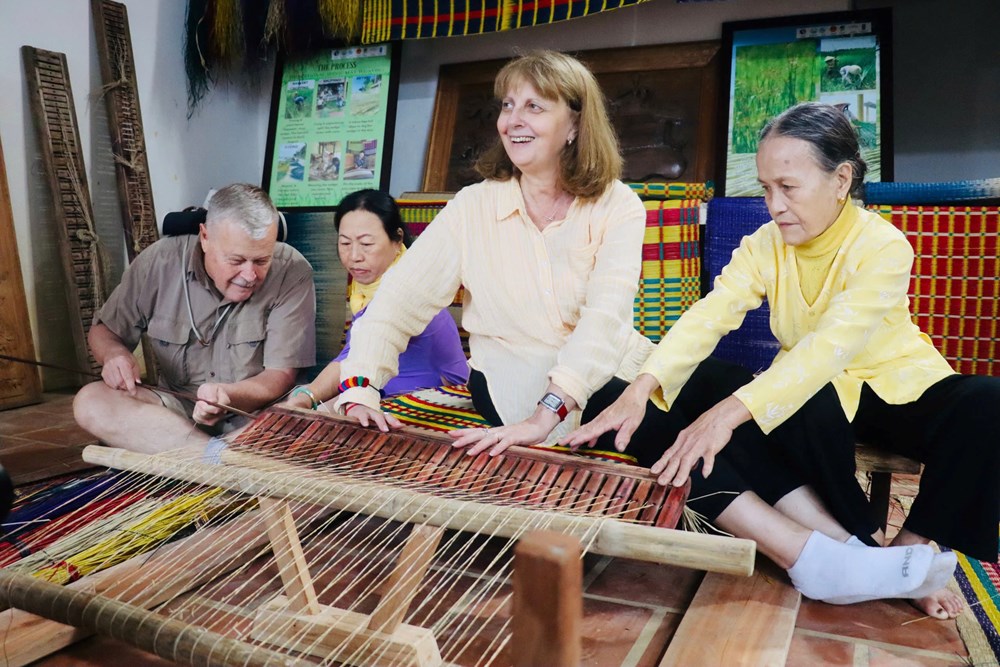 Hơn 183 tỉ đồng hỗ trợ khuyến công, phát triển sản phẩm lưu niệm phục vụ du lịch Đà Nẵng - ảnh 1