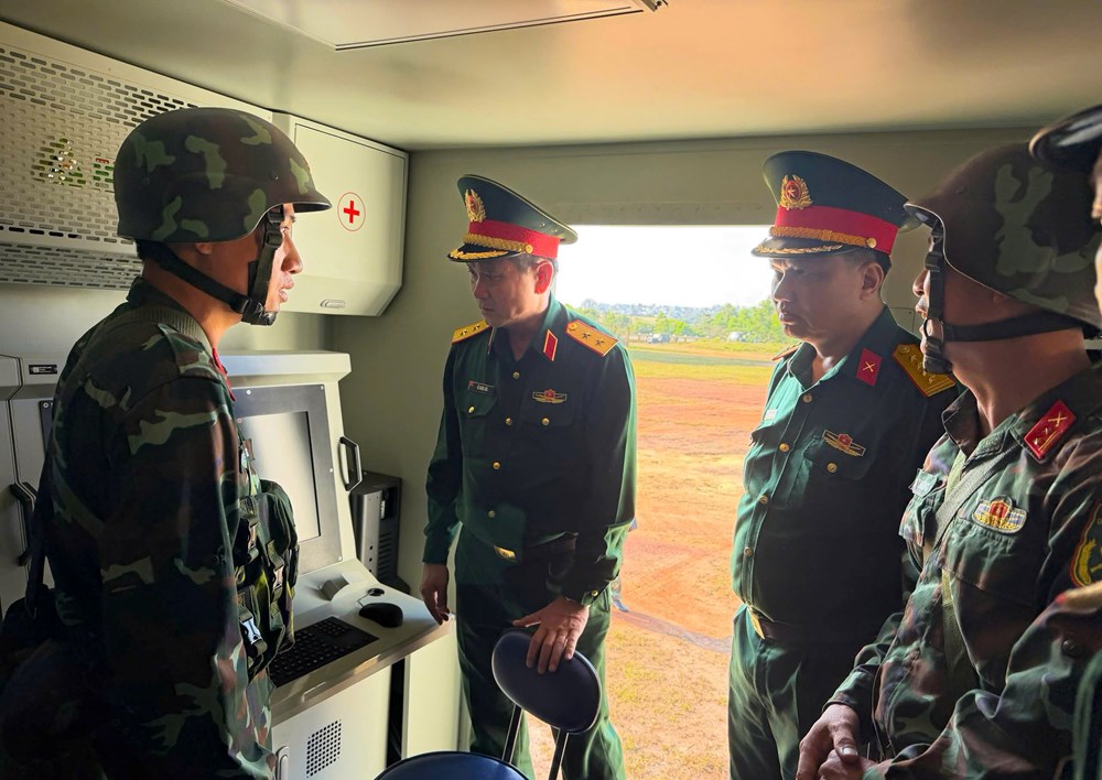 Quân khu 5 báo động kiểm tra công tác trực sẵn sàng chiến đấu dịp Tết Bính Ngọ 2026 - ảnh 5