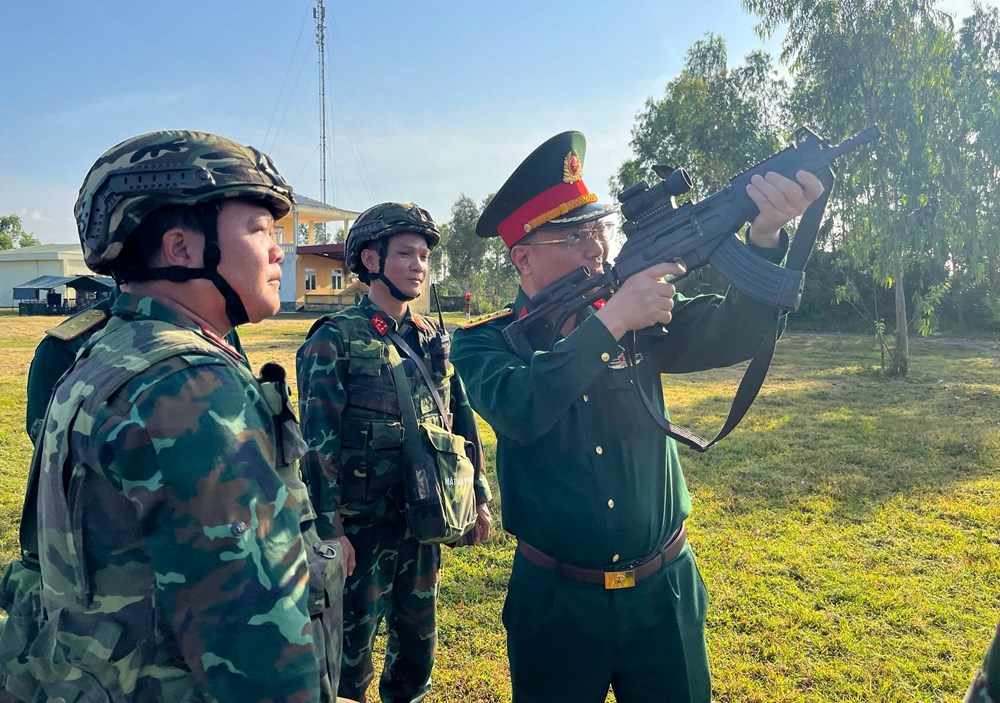 Quân khu 5 báo động kiểm tra công tác trực sẵn sàng chiến đấu dịp Tết Bính Ngọ 2026 - ảnh 6