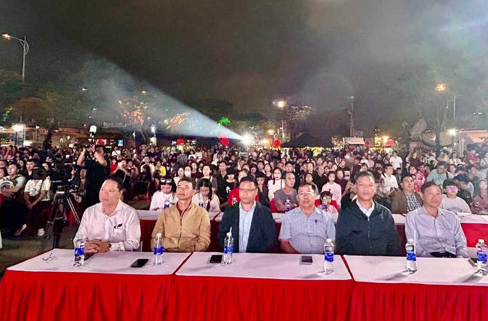 Đặc sắc chương trình nghệ thuật “Nắng xuân phố mới” - ảnh 3